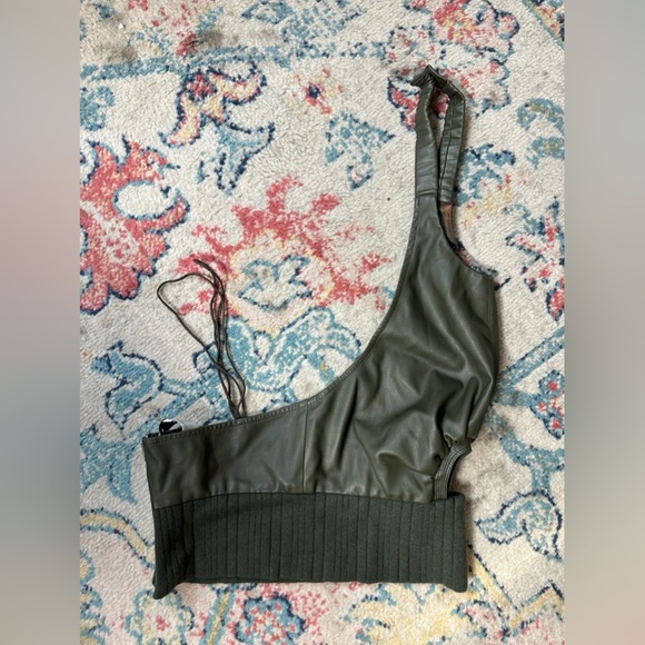 3.1 Phillip Lim Faux Leather Halter Top in green size 6 - Picture 7 of 7